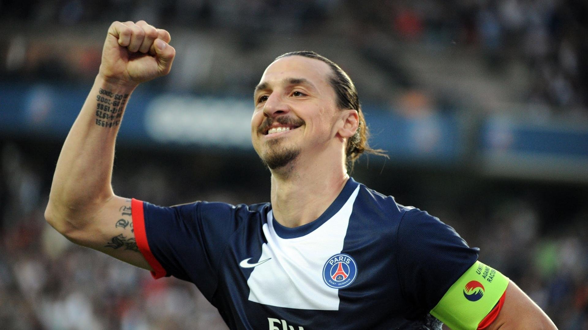 尼斯后场稳固防守撑起比赛防线，尼斯主场